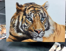 Load image into Gallery viewer, OILS ON PORCELAIN -Regular Painting Class (1-2 Days)